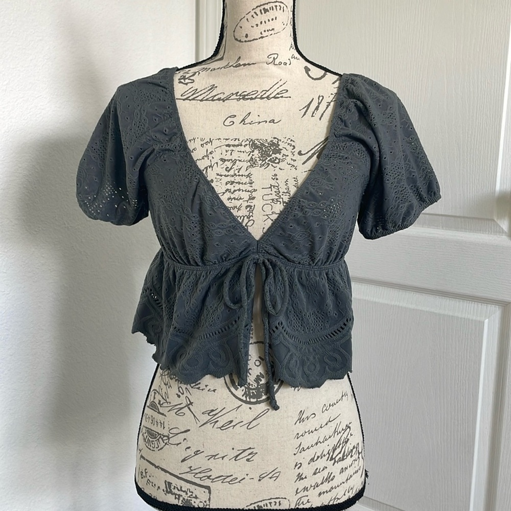 Grey crop top